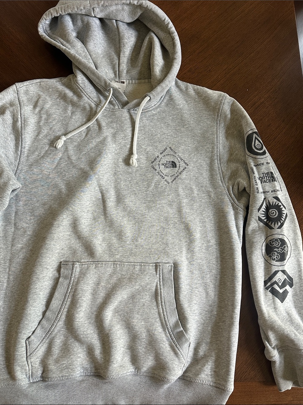 The North Face Men's Light Gray Logo Pullover Hoodie with Sleeve Graphics